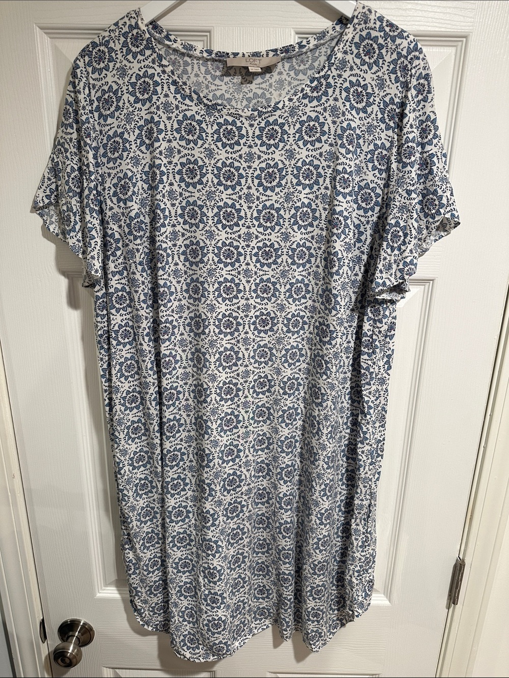 Loft Women's Blue Floral Print Casual Dress size 16